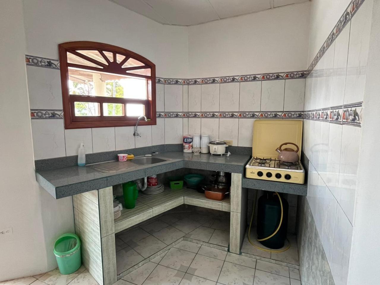 Hostal Neptuno - Poseidon Puerto Villamil Zewnętrze zdjęcie